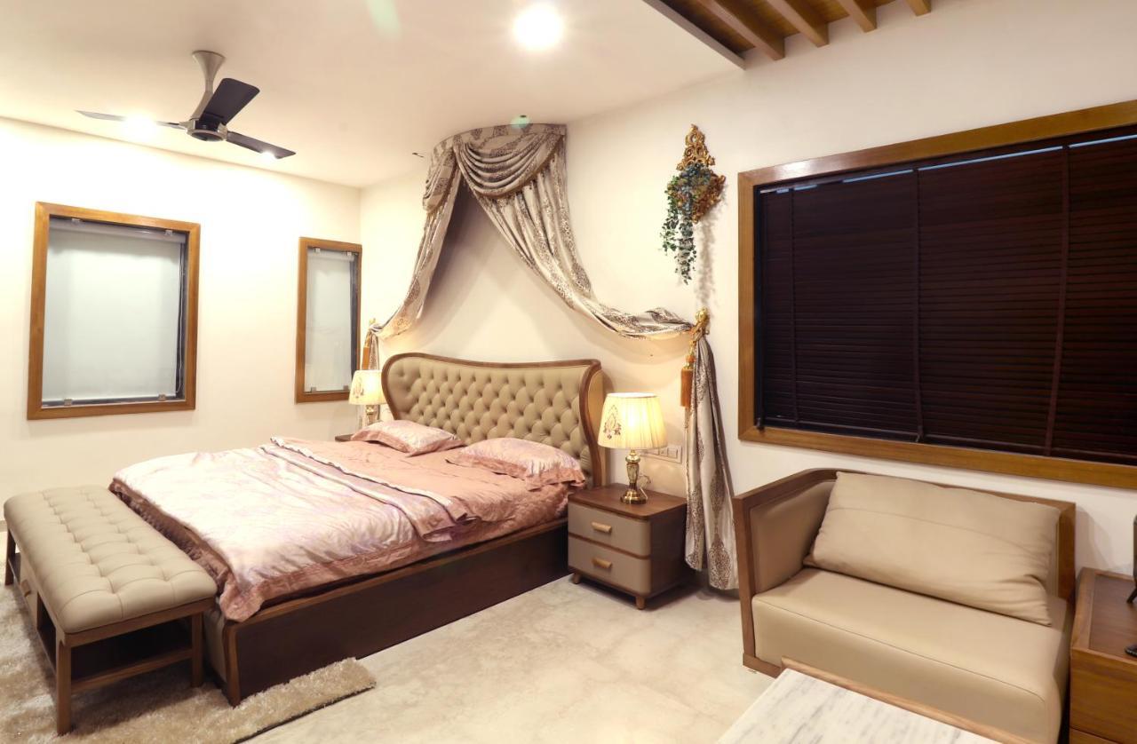 Royal Inn Hotel Ambaji ภายนอก รูปภาพ
